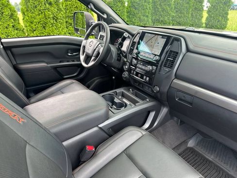 Used 2024 Nissan Titan PRO-4X w/ Pro-4x Convenience Package AWD/4WD image 36