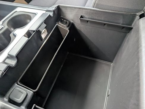 Used 2018 GMC Sierra 1500 SLE w/ SLE Value Package image 29