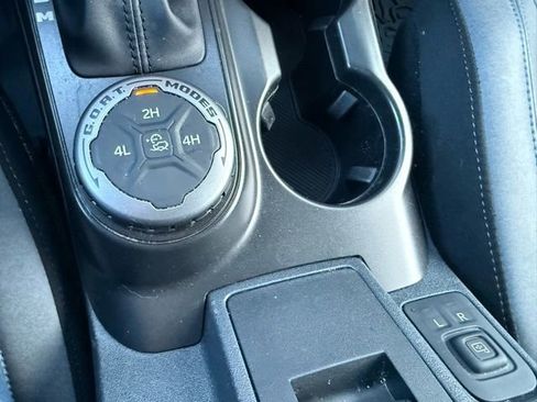 Used 2023 Ford Bronco Black Diamond AWD/4WD image 19