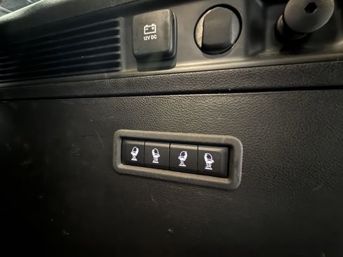 Used 2024 Jeep Wagoneer Series II image 32