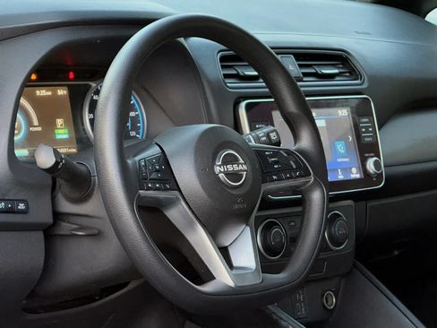 Used 2023 Nissan Leaf S FWD image 14