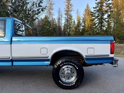 Used 1994 Ford F250 XLT image 74