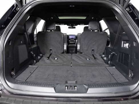 Used 2022 Ford Explorer ST-Line w/ Class IV Trailer Tow Package AWD/4WD image 22
