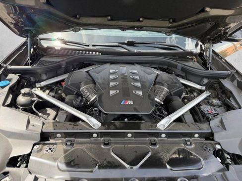 Used 2025 BMW X7 M60i AWD/4WD image 27