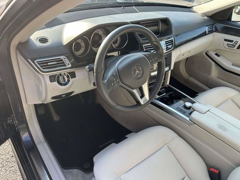 Used 2014 Mercedes-Benz E 350 Sedan image 30