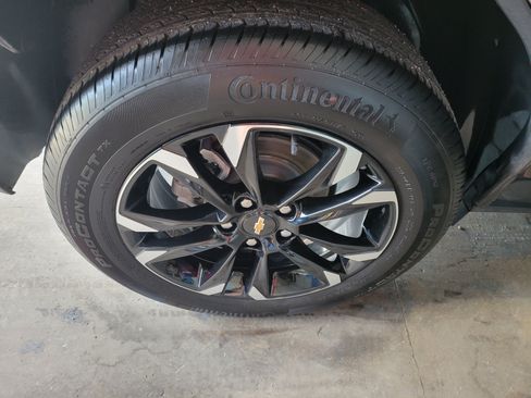 Certified 2023 Chevrolet TrailBlazer LT w/ Convenience Package FWD image 37