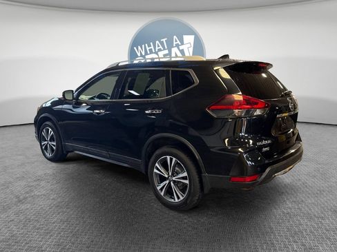 Used 2019 Nissan Rogue SV w/ Premium Package AWD/4WD image 6