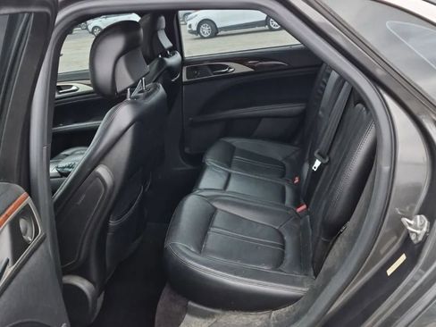 Used 2017 Lincoln MKZ Reserve w/ Climate Package image 9