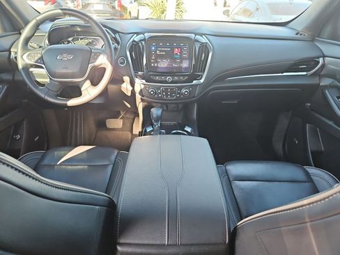 Used 2023 Chevrolet Traverse Premier w/ Redline Edition image 18