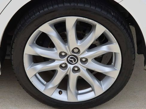 Used 2015 MAZDA MAZDA3 s Grand Touring w/ Technology Package FWD image 35