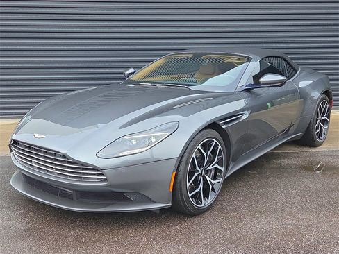 Used 2019 Aston Martin DB11 Volante image 1