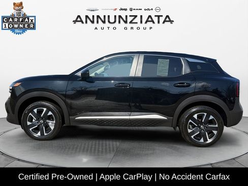 Certified 2025 Nissan Kicks SV image 2