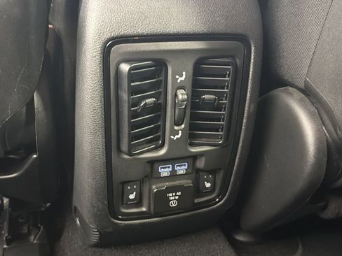 Used 2023 Dodge Durango R/T image 22