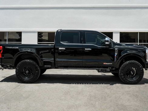 Used 2025 Ford F350 Platinum w/ Platinum Plus Package AWD/4WD image 7