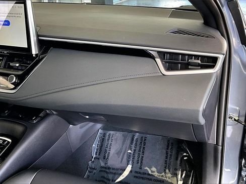 Certified 2025 Toyota Corolla XSE image 26