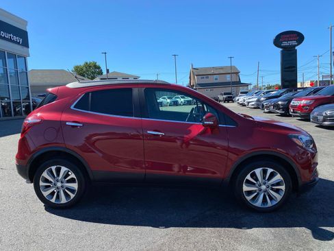 Used 2018 Buick Encore Preferred image 7