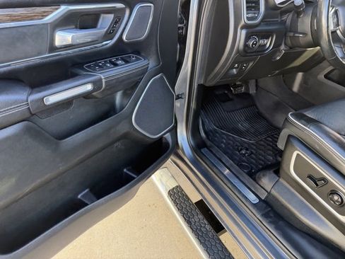 Used 2019 RAM 1500 Laramie image 19