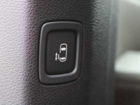 New 2026 Kia Carnival EX image 8