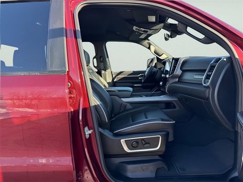 Used 2025 RAM 1500 Laramie image 10