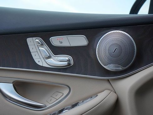 Used 2019 Mercedes-Benz GLC 350e GLC 350e image 18