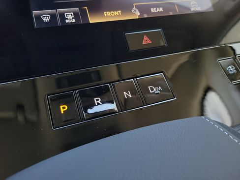 New 2026 INFINITI QX80 Luxe RWD image 25