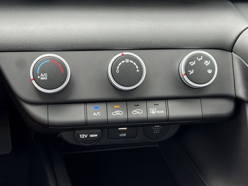 New 2026 Hyundai Elantra SE FWD image 23