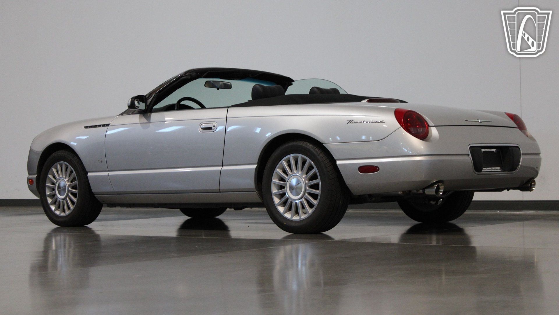 Used 2004 Ford Thunderbird RWD image 34