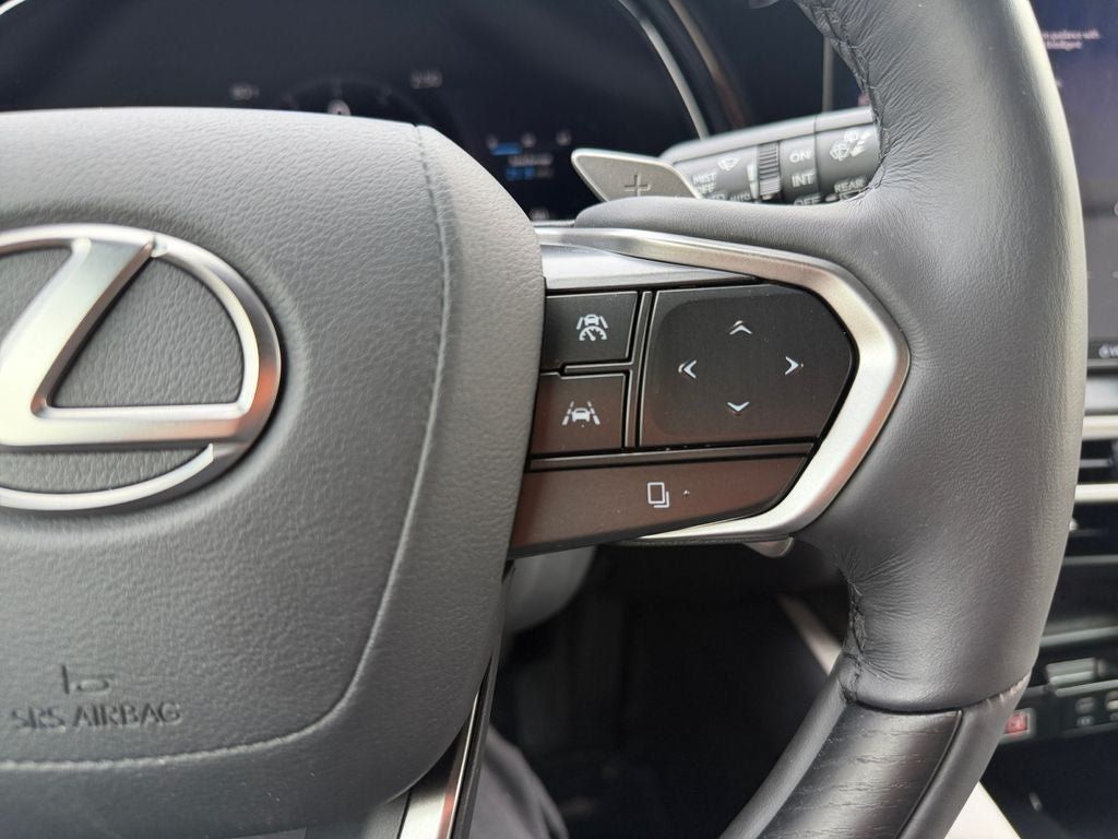 Used 2025 Lexus RX 350 Premium Plus w/ Convenience Package FWD image 16