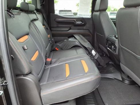 Used 2023 GMC Sierra 1500 AT4 w/ AT4 Premium Package AWD/4WD image 23