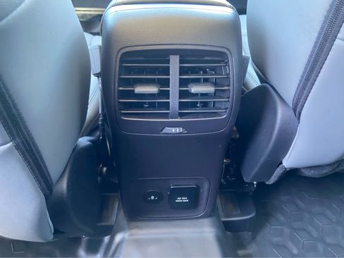 Used 2025 Ford Bronco Sport Badlands AWD/4WD image 18