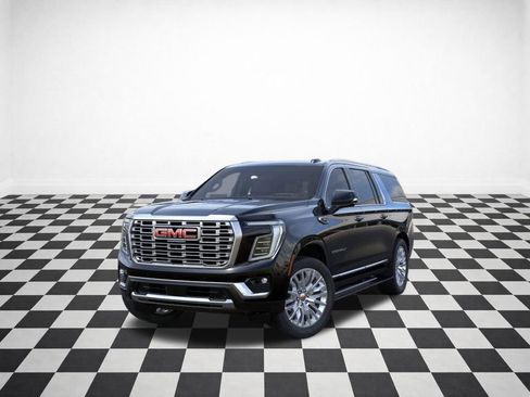 New 2026 GMC Yukon XL Denali w/ Denali Reserve Package image 38