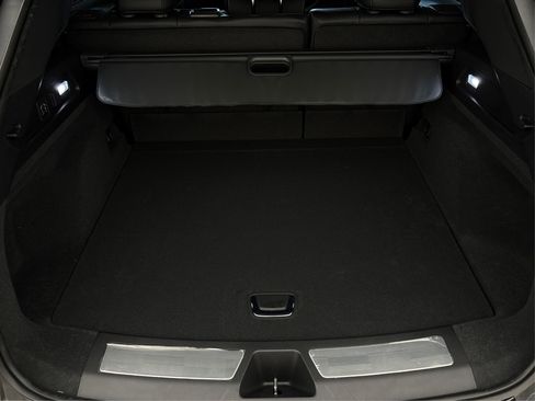 New 2026 Cadillac Lyriq V image 11