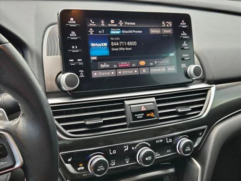 Used 2018 Honda Accord Sport image 13