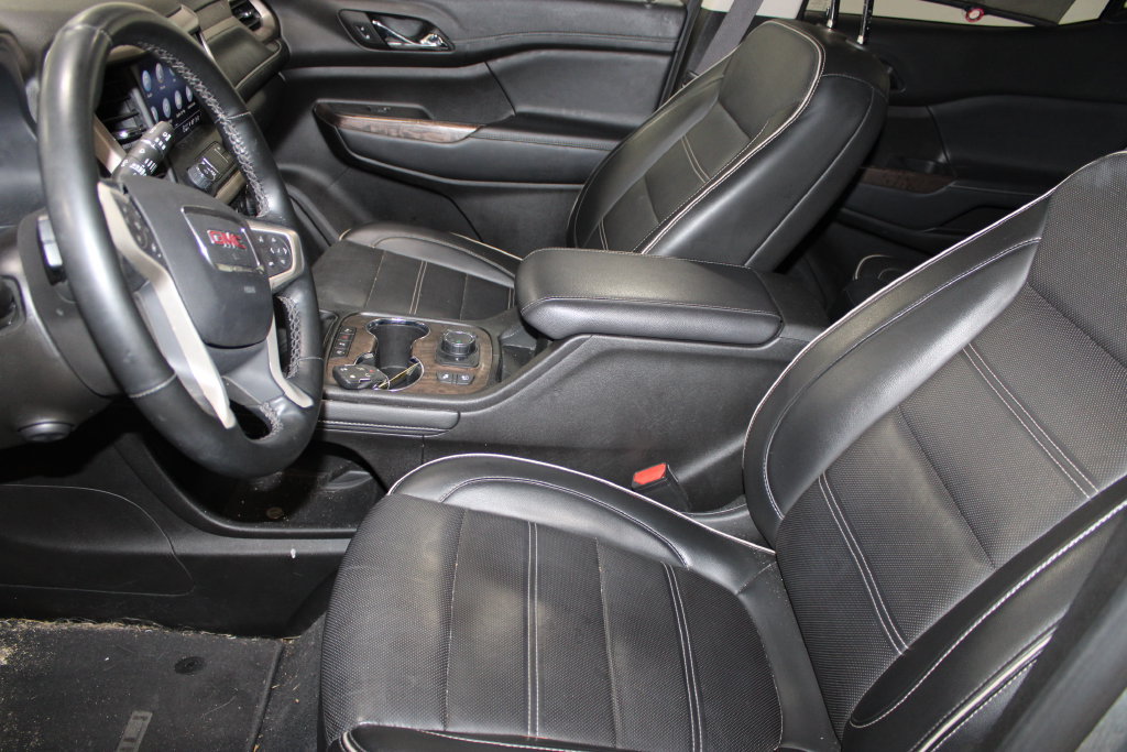 Used 2023 GMC Acadia Denali FWD image 38