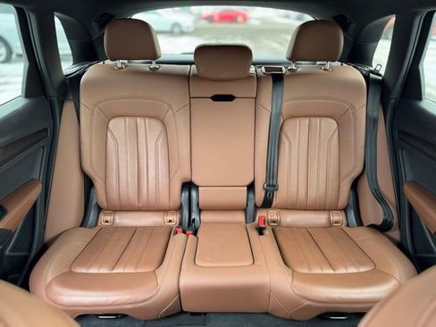 Used 2021 Audi Q5 2.0T Premium w/ Convenience Package image 22