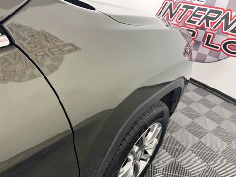 Used 2021 Jeep Cherokee Latitude Lux w/ Sun & Sound Group image 33