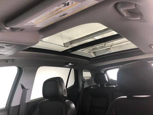 Used 2023 GMC Terrain SLT w/ Infotainment Package II AWD/4WD image 21