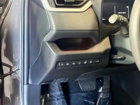 Used 2024 Toyota RAV4 Limited image 10