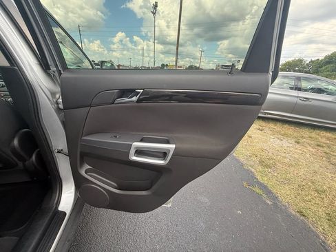 Used 2014 Chevrolet Captiva Sport LS FWD image 20