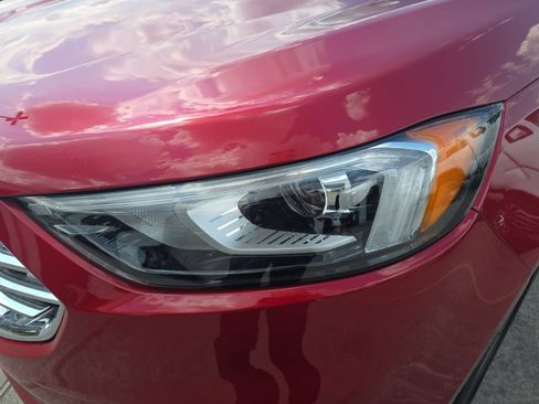 Used 2021 Ford Edge Titanium FWD image 28