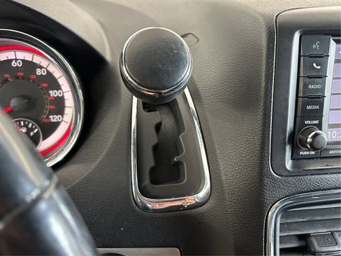 Used 2019 Dodge Grand Caravan GT FWD image 43