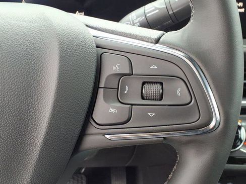 New 2026 Buick Envista Sport Touring FWD image 13