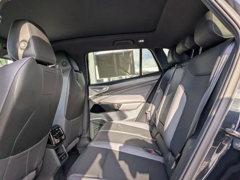 Certified 2023 Volkswagen ID.4 Pro RWD image 15