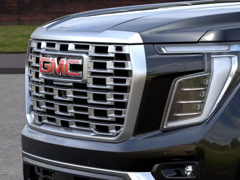 New 2026 GMC Yukon XL Denali w/ Denali Reserve Package AWD/4WD image 13
