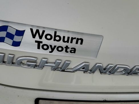 Used 2019 Toyota Highlander XLE w/ Protection Package #3 AWD/4WD image 13