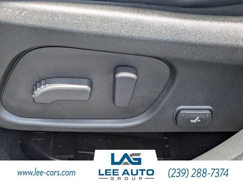 Used 2015 Subaru Forester 2.5i Touring w/ Popular Package #2 AWD/4WD image 19