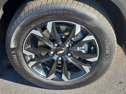 Used 2023 Chevrolet TrailBlazer LT w/ Convenience Package AWD/4WD image 13