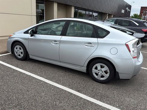 Used 2010 Toyota Prius Five FWD image 10