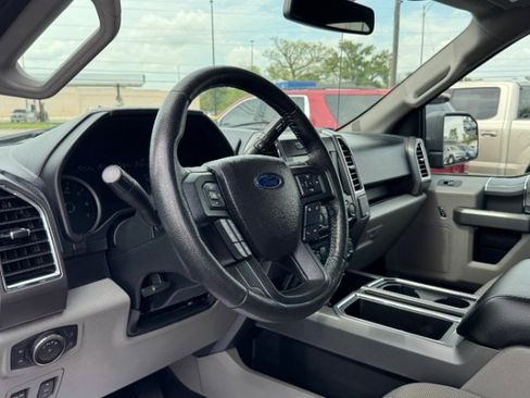 Used 2016 Ford F150 XLT w/ Equipment Group 302A Luxury AWD/4WD image 19