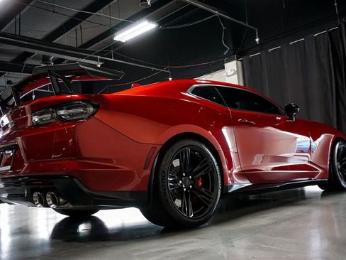 Used 2021 Chevrolet Camaro ZL1 image 6